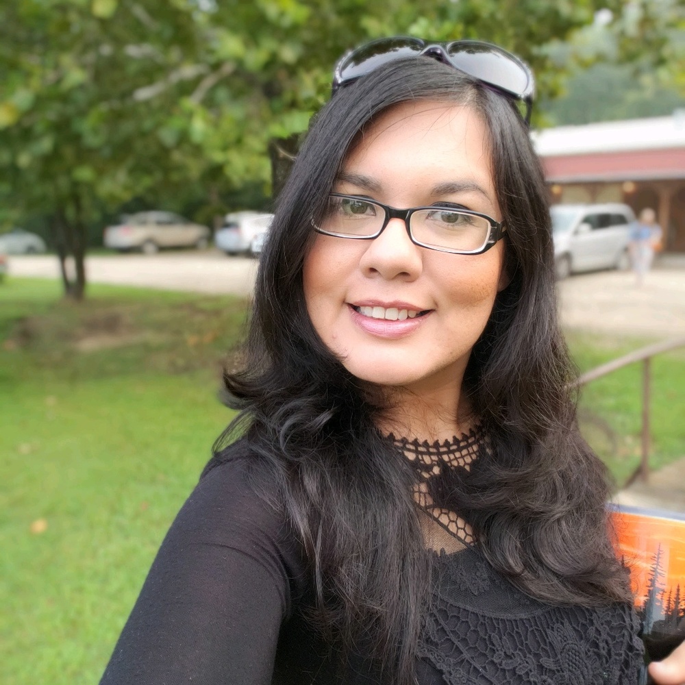 Meet your Posher, Rebeca